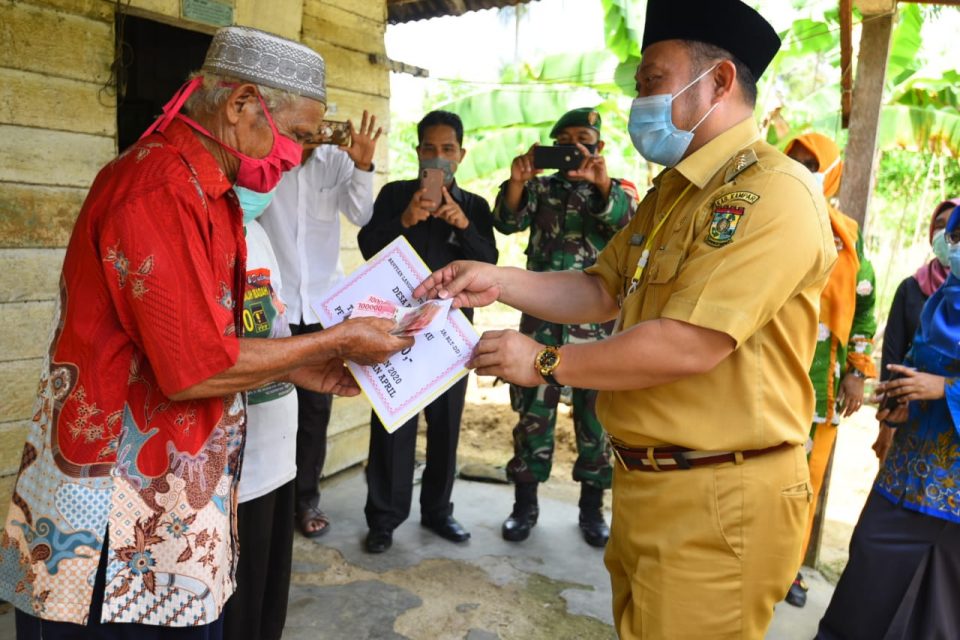 1593491211-RiauBertuah co-BANTUAN BUPATI KAMPAR
